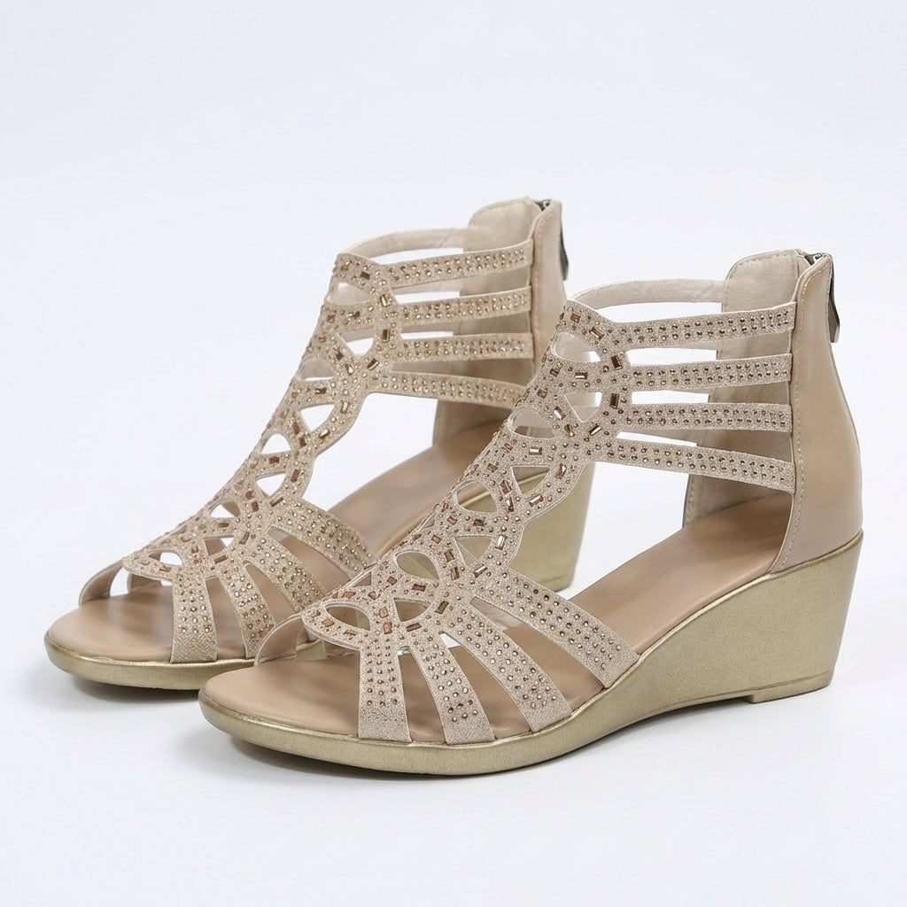 Roxanne - Fashionable women&