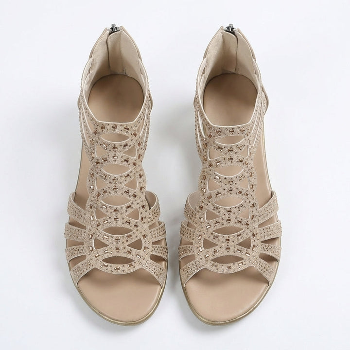 Roxanne - Fashionable women&