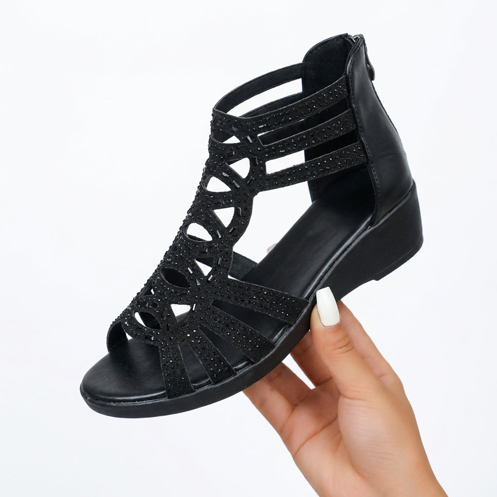 Roxanne - Fashionable women&