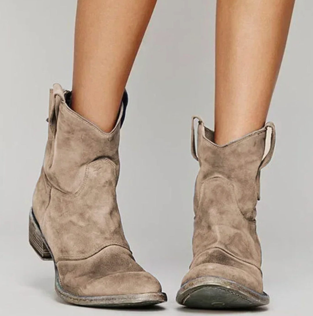 Women's Suede Low-Heel Round-Toe Western Ankle Boots - Brown